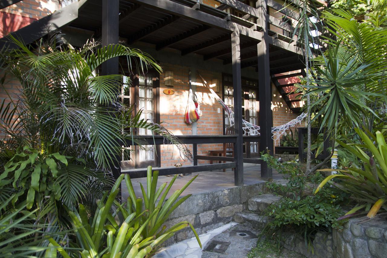 Pousada Alem Do Jardim Praia do Rosa Exterior foto