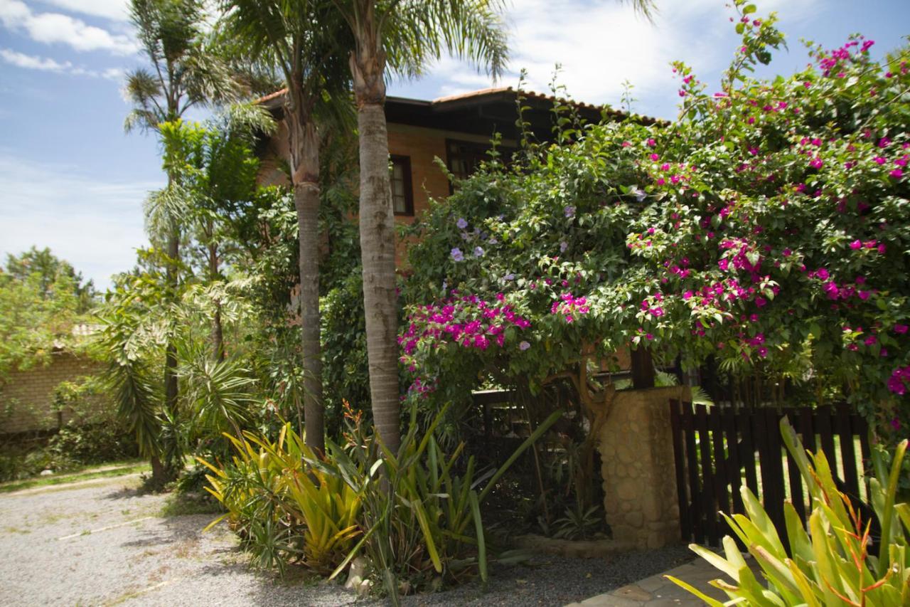 Pousada Alem Do Jardim Praia do Rosa Exterior foto